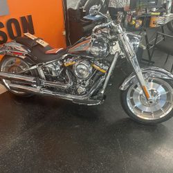 Harley Street Glide,Road Glide, Fatboy 