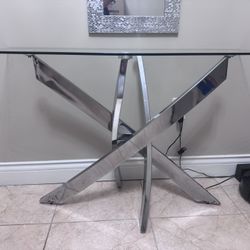 Entrance Table