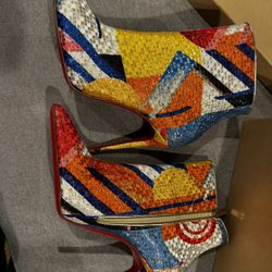 Christian Louboutin- So Kate Booty 100 Lurex Modernist