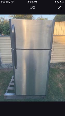Frigidaire refrigerator 4 sale