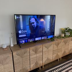 55” 4K LG TV