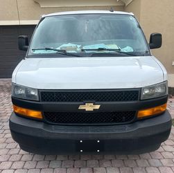 $9500 or best Offer 2018 Chevrolet Express