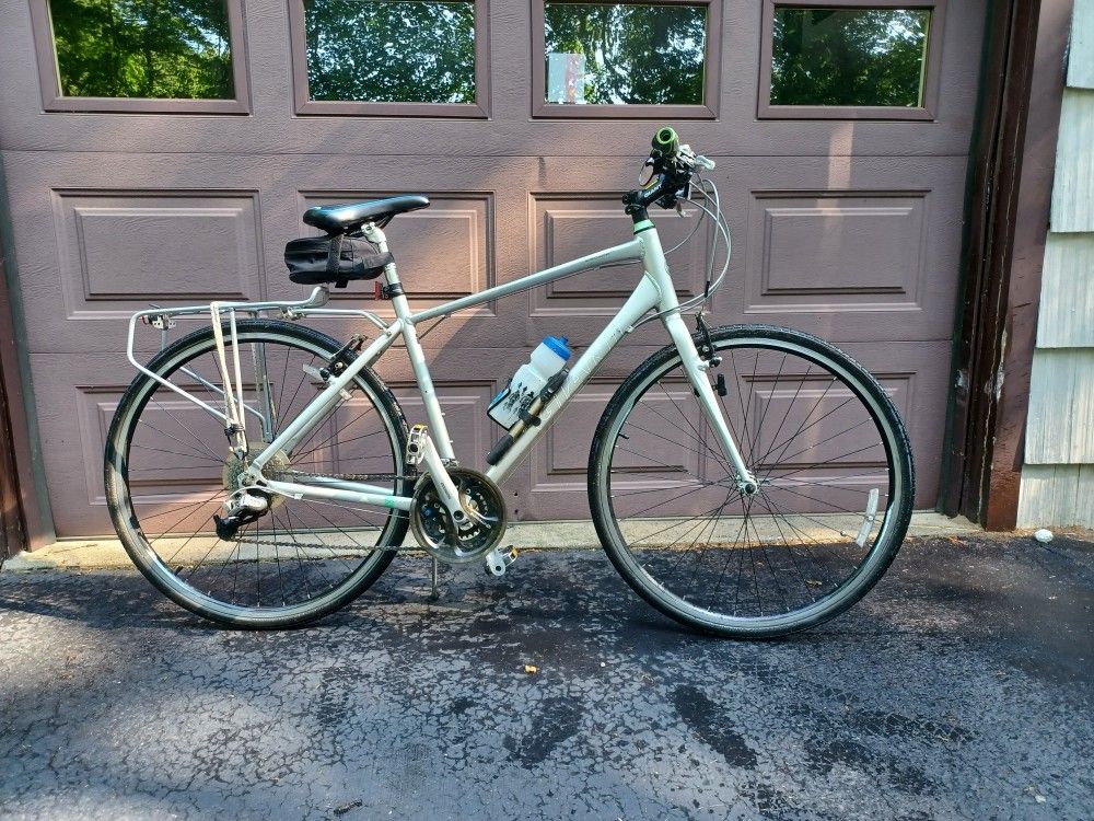 Women's Hybrid Bike Giant Escape Aluminum 1W Size 5'6 - 6'1