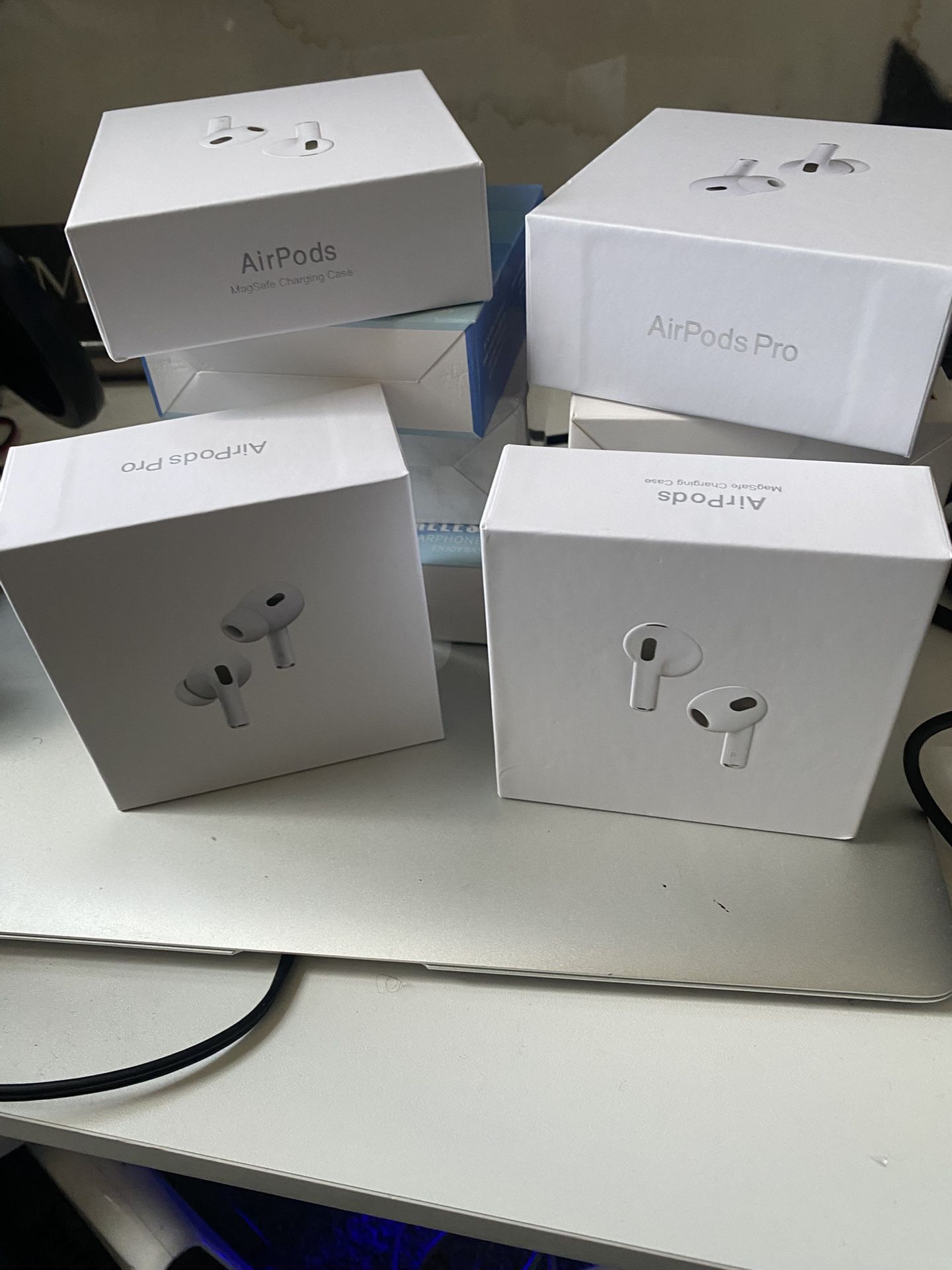 Airpods 2nd Gen