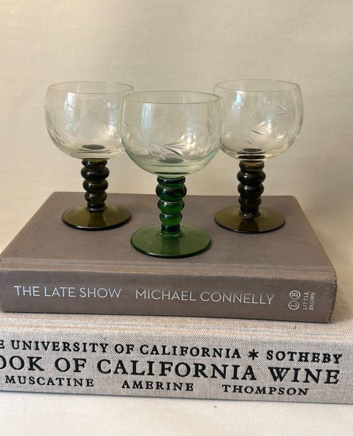 Set Of 3 Vintage Mid Century Roemer Rhein Etched Wine Goblets Glasses