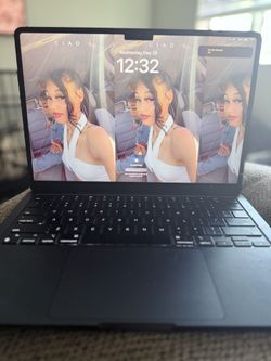 Apple MacBook 13.2 Inch W Retina 