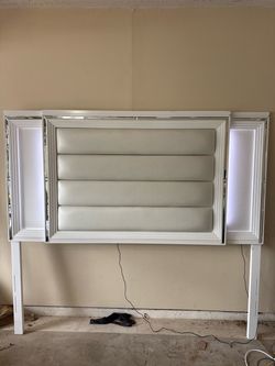 White Upholstered Headboard with LED Lights and Mirrors