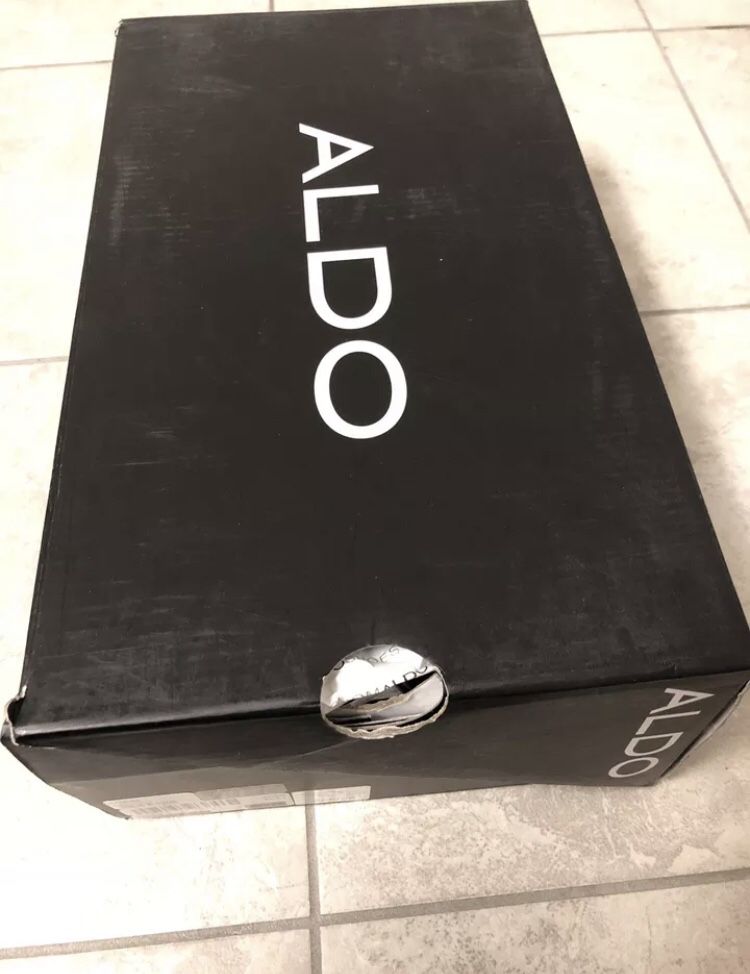 Brand new Aldo Blue Oxford dress shoes. Never worn. Retail for $110