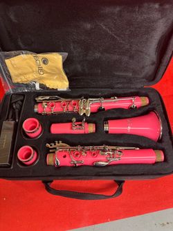 Nice Pink Clarinet with New Box Of Reeds Plays Great $140 Firm