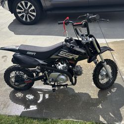 2021 SSR 70 Auto Pit Bike, Kids Motorcycle, Excellent Condition, Barely Used