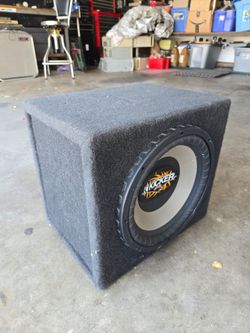 KICKER Subwoofer