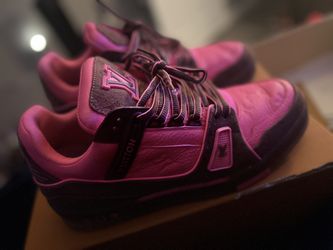 Louis Vuitton Trainer Pink Brown Shoes 8 for Sale in Brentwood, NY