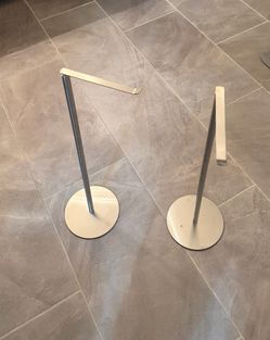 1 Modern Minimalist freestanding toilet paper holder