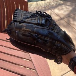 Left-Handed Softball Glove - 12.5” Mizuno
