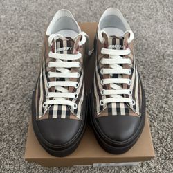 Burberry Shoes