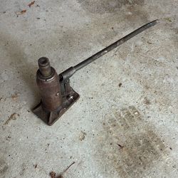 Bottle Jack Works Great 
