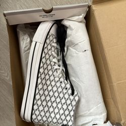 Skull design converse athletic shoes