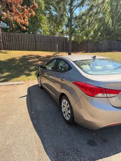 2012 Hyundai Elantra