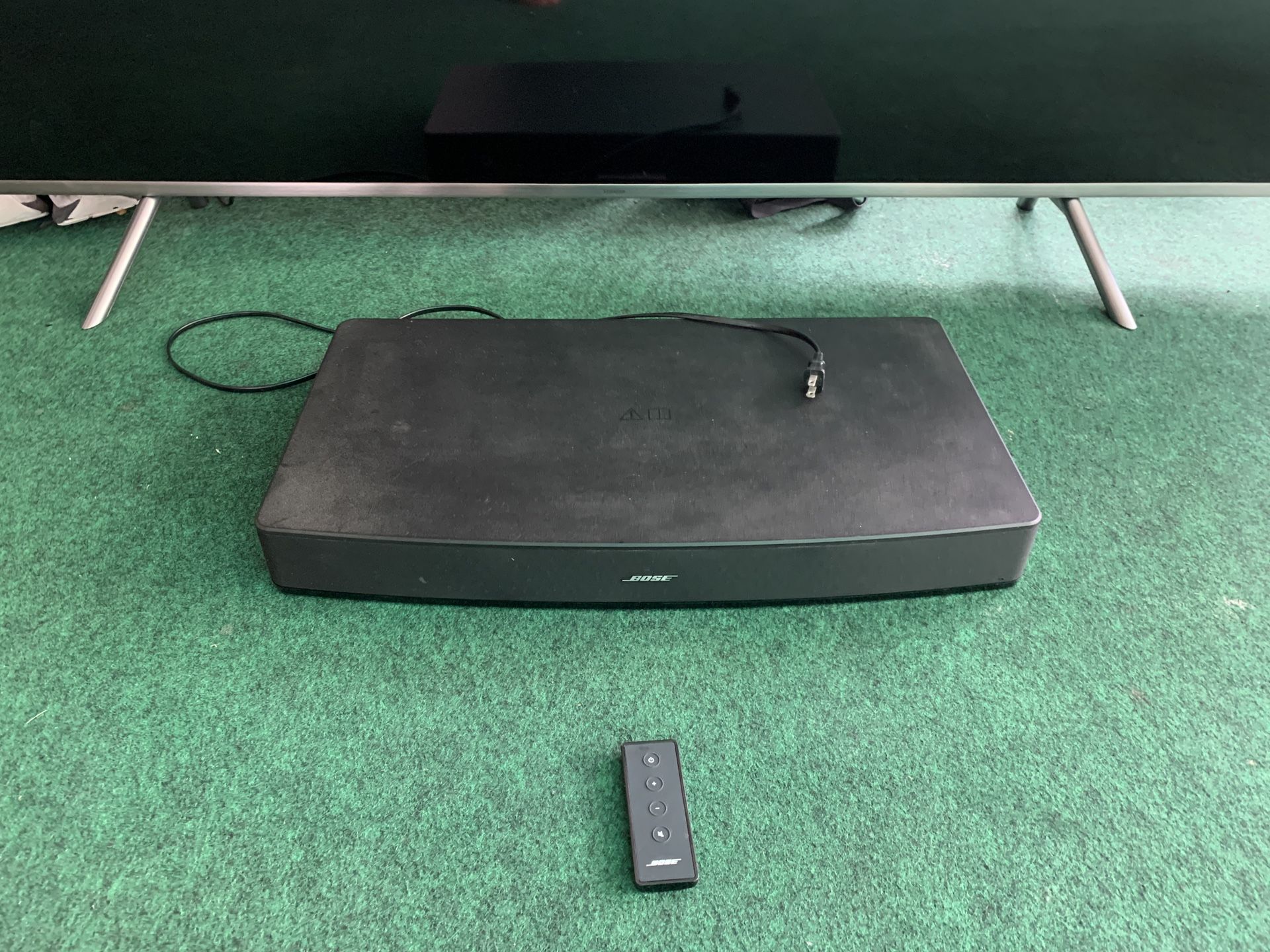 BOSE SOLO TV SOUNDS SYSTEM