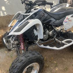 Suzuki ltz 2004