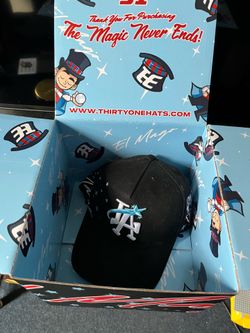 Magic club hat cheap with box