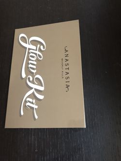 Anastasia Ultimate Glow Kit 