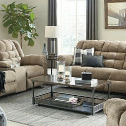 Workhorse Cocoa Reclining Living Room Set

