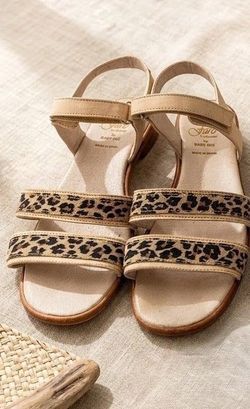Genuine leather sandals made in Spain