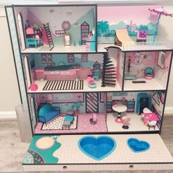 LOL Surprise Dollhouse, Glamper, & Skatepark. LOL & OMG Dolls w/ Accessories INCLUDED