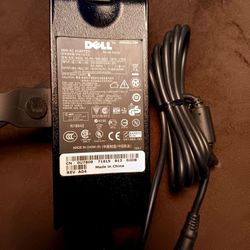 Dell 90W AC Adapter Laptop Charger 