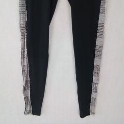 Pop Fit Athletic High Rise Leggings Size XS in Black with White