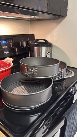 Set of 3 springform pans
