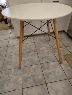 Dinning  table /accent table