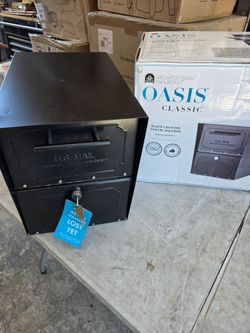 Architectural Mailboxes
Oasis Classic Black, Extra Large, Steel, Locking, Post Mount Parcel Mailbox with High Security Reinforced Lock