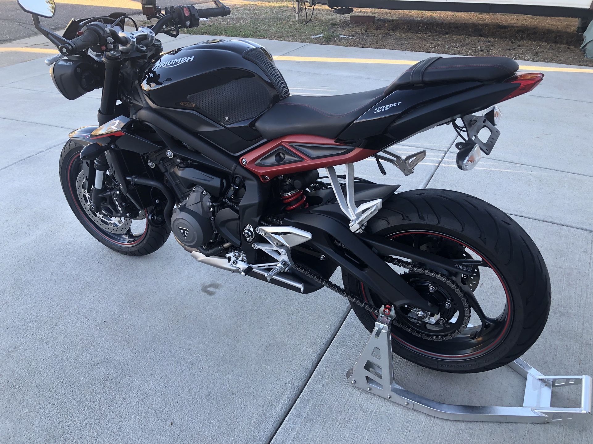 Triump R765 2018 Triumph Street triple R765 for Sale in Arvada, CO - OfferUp
