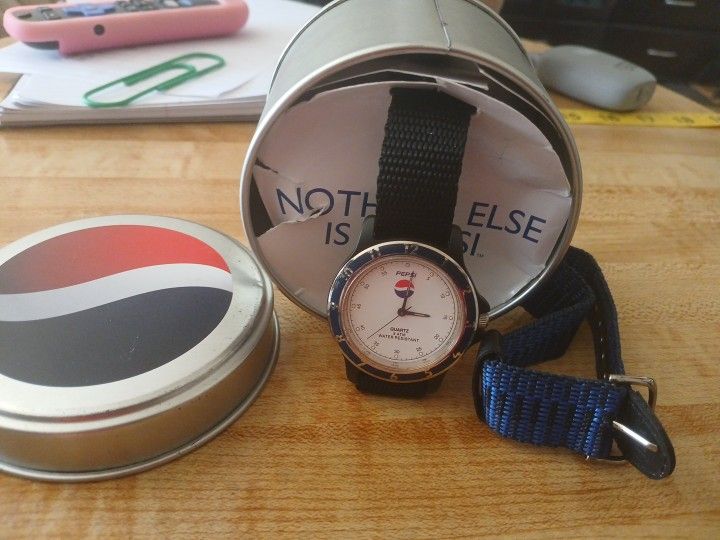 Pepsi Watch In Tin Can And Extra Band
