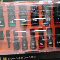 Klein 14  Piece Deep Well Color Coded 1/2"Drive Impact Socket Set N 2 Piece Ratcheting Quadwrench Set