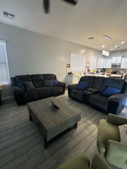 Couch set