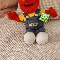 Elmo Learn With Me