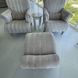  luxurious Drexel Heritage set – chairs, ottoman & marble-top table – ready for you!
