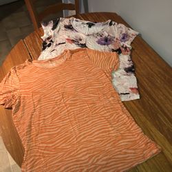 Nine West And Simply Vera Rayon Shirts. Both Fit Like A Small Size Large 