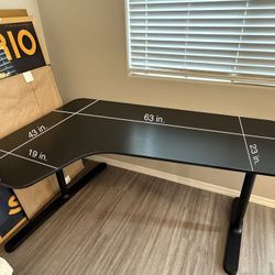  Desk Computer/Gaming 