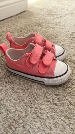 Converse Size 6 Toddler