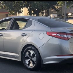 Kia Optima Hybrid 2013