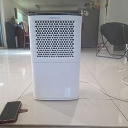 Airplus Dehumidifier 