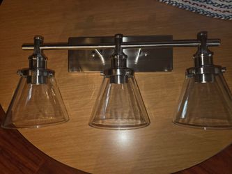 3 Light Bathroom fixture