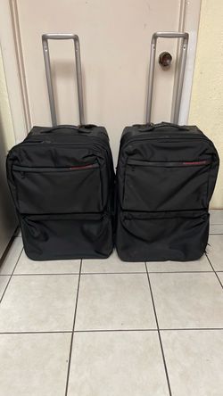 (2) Pair Mandarina Luggage Case  🧳  2X$99 OBO
