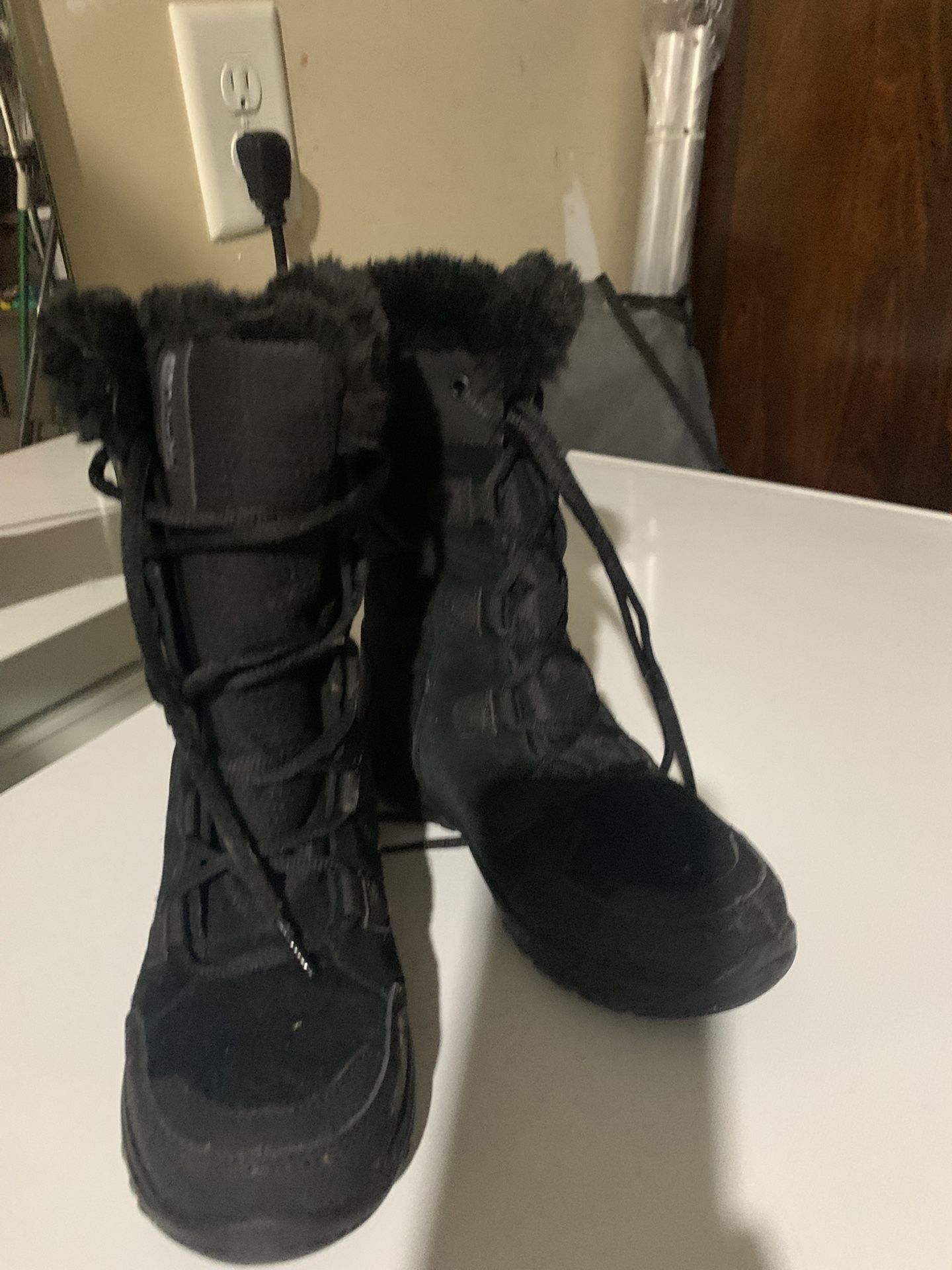 Boots Size 6