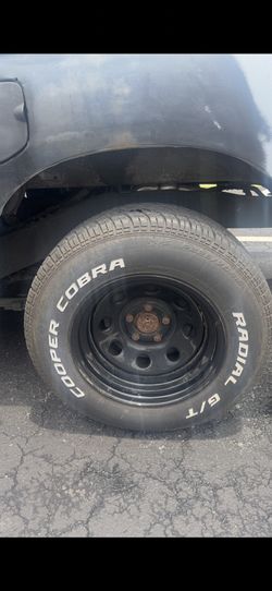 Cooper Cobra Radial G/T P255/70R15