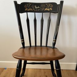 Vintage Ethan Allen Thumb Back Chair